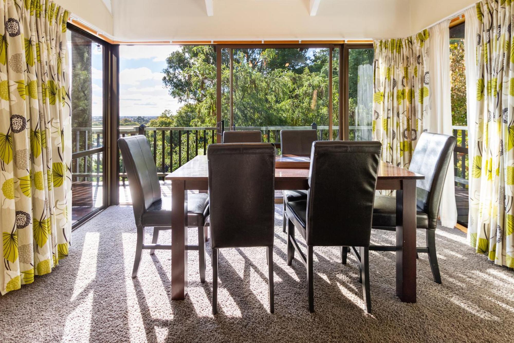 Sherwood Lodge 4-Bedroom Holiday Home With Spectacular Views Christchurch Luaran gambar