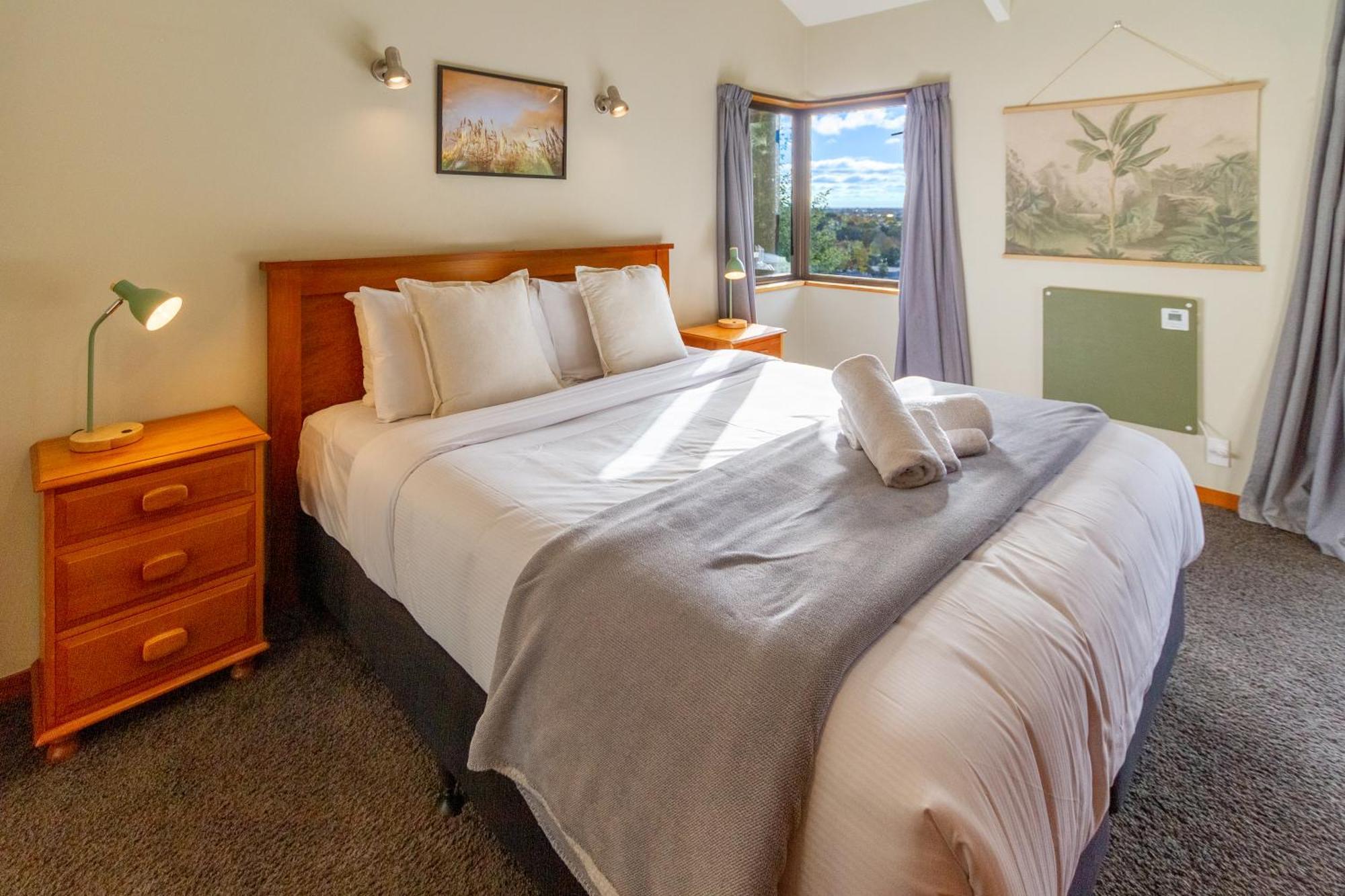 Sherwood Lodge 4-Bedroom Holiday Home With Spectacular Views Christchurch Luaran gambar